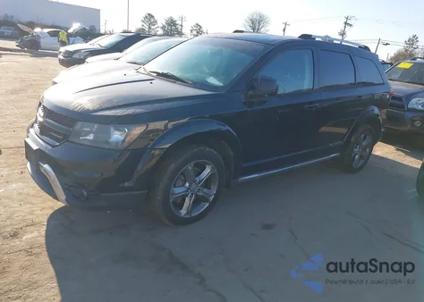 2017 Dodge Journey Crossroad Plus Awd z USA, uszkodzony, nr VIN 3C4PDDGG0HT553372